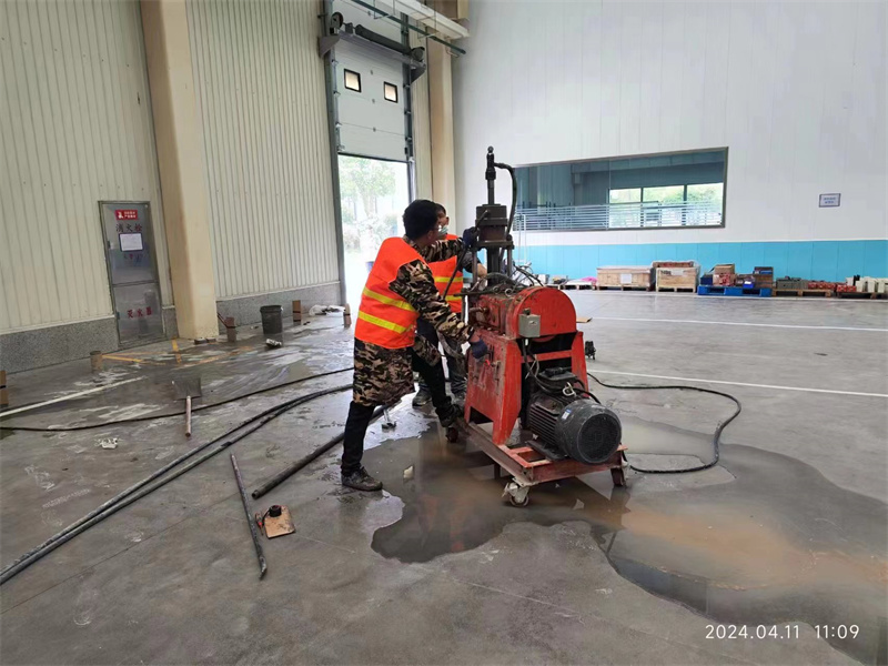 同德厂房地面下沉塌陷注浆加固施工